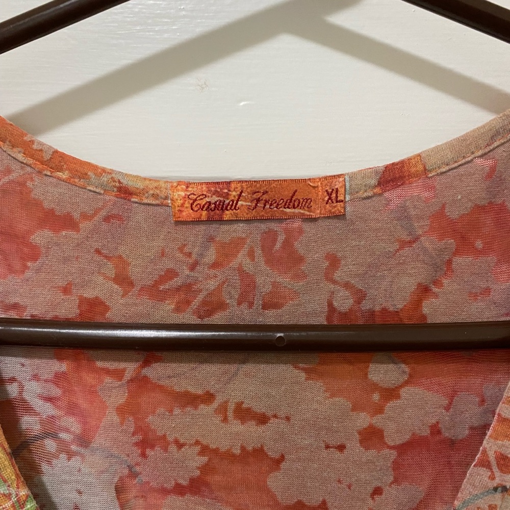 Casual Freedom Top - XL - Picture 2 of 3